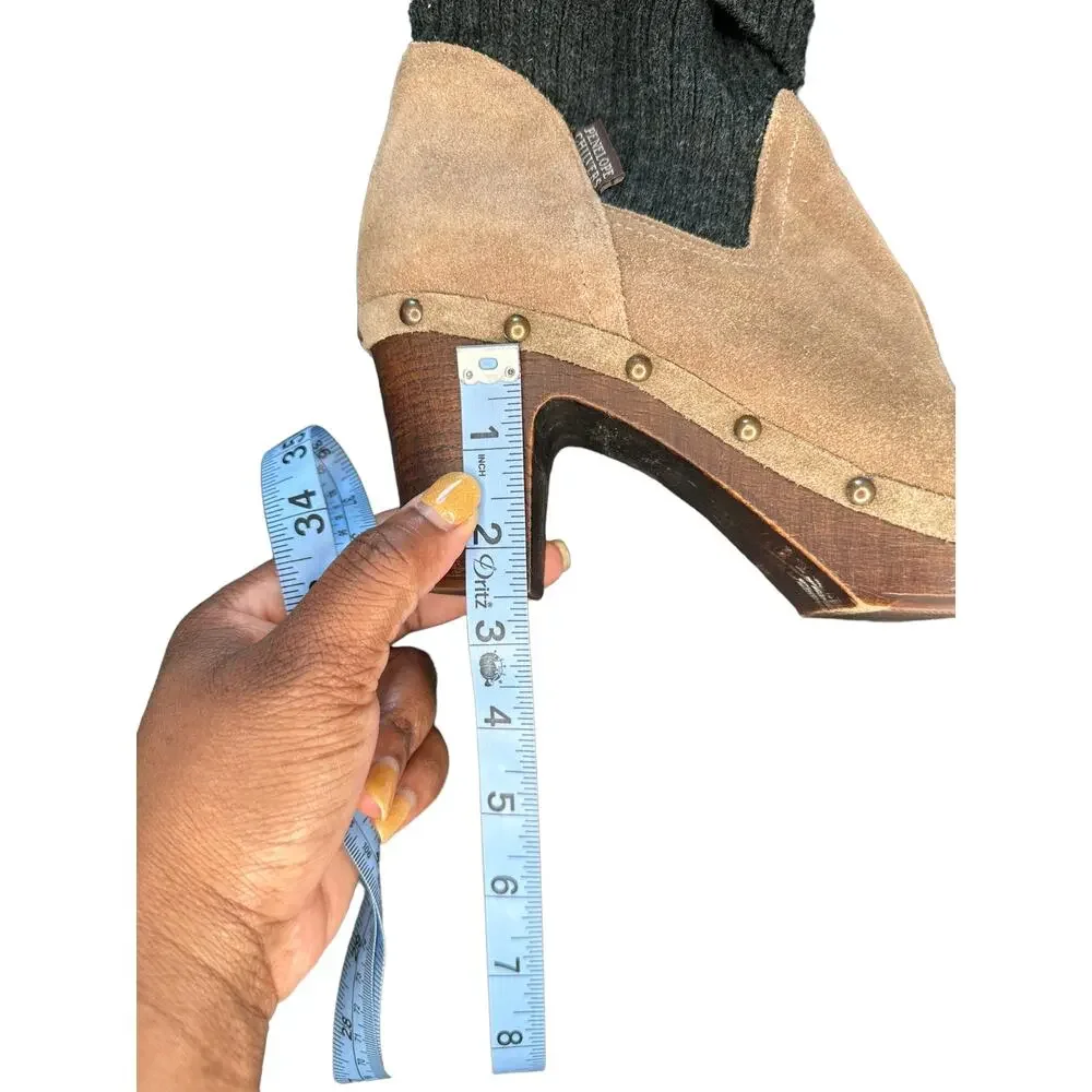 Anthropologie Penelope‎ Chilvers Beige Suede Studded Sweater Clog Boots Size 7